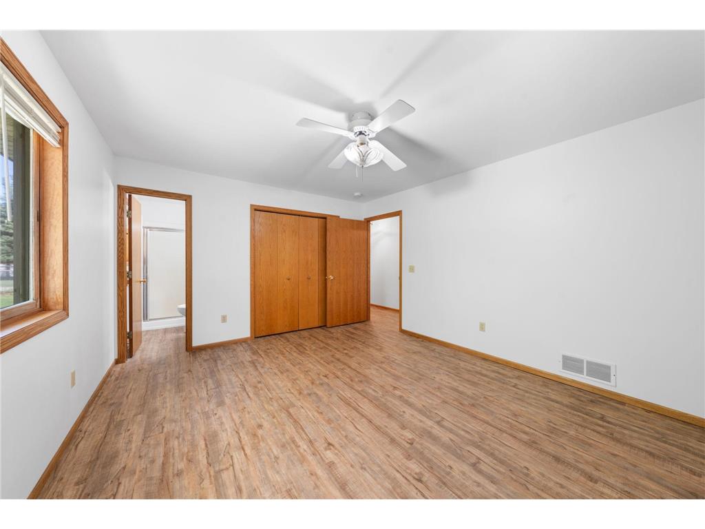 39094 Riverside Court North Branch MN 55056 7016842 image19