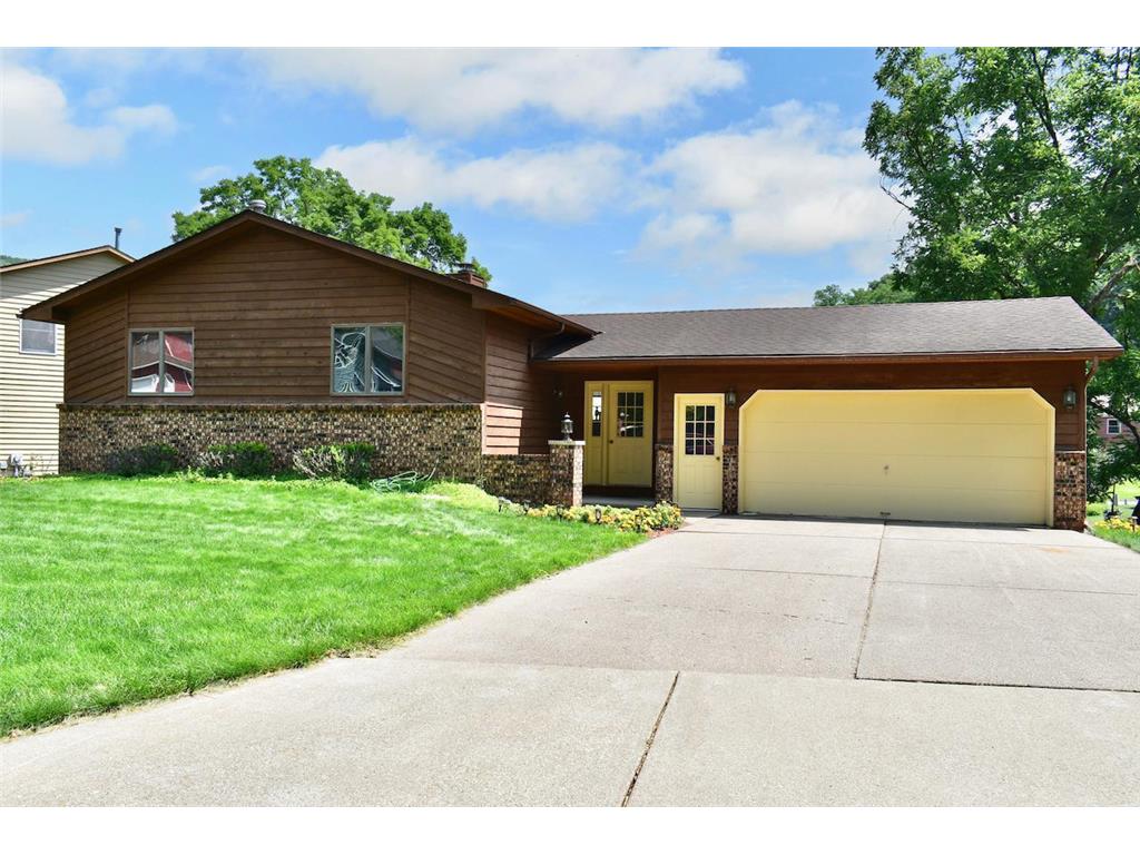 391 Dresser Drive Winona MN 55987 6408054 image1