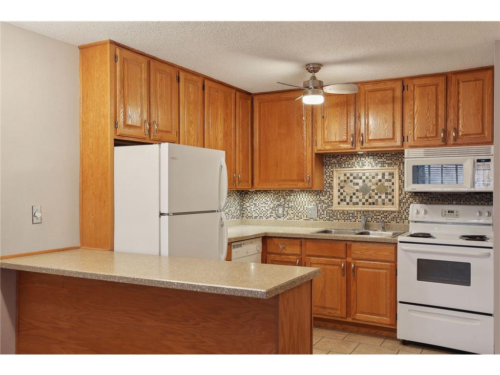 391 Grand Avenue #305 Saint Paul MN 55102 6626987 image1