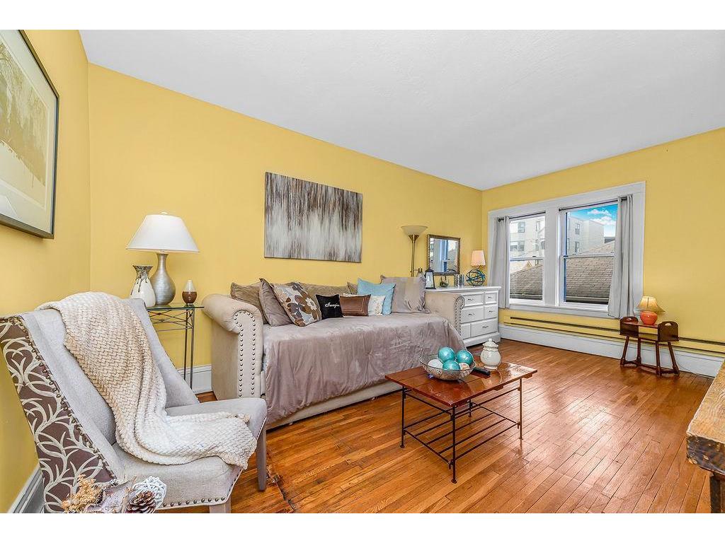 391 Laurel Avenue #104 Saint Paul MN 55102 6586261 image1