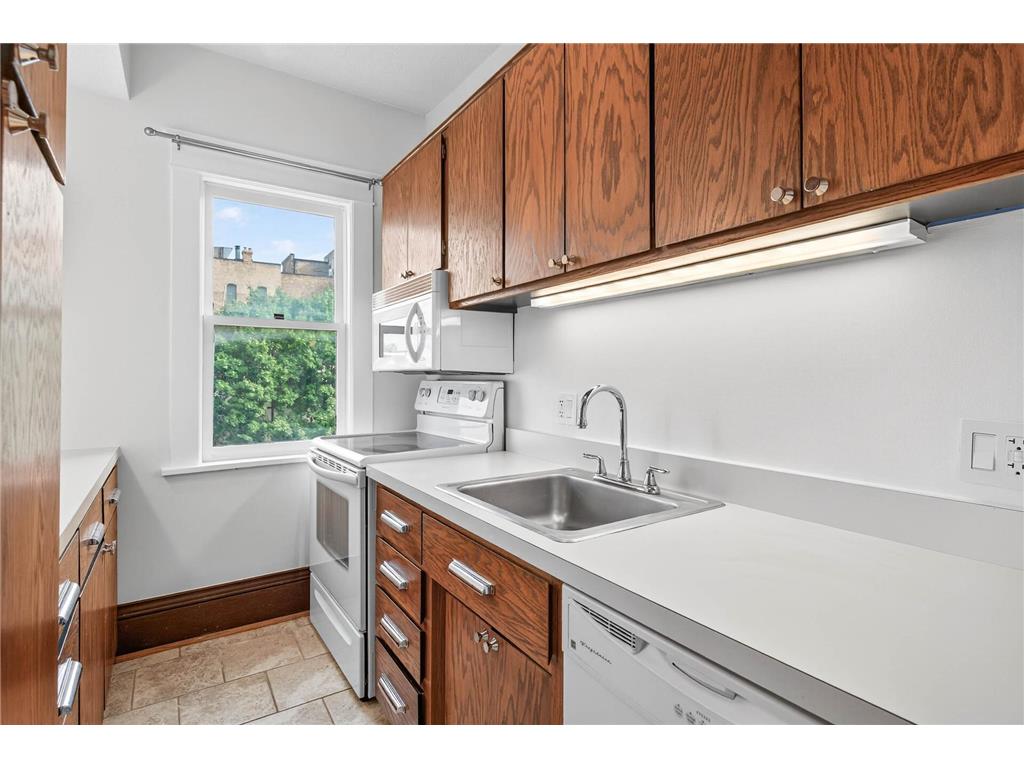 391 Laurel Avenue #304 Saint Paul MN 55102 7045135 image22