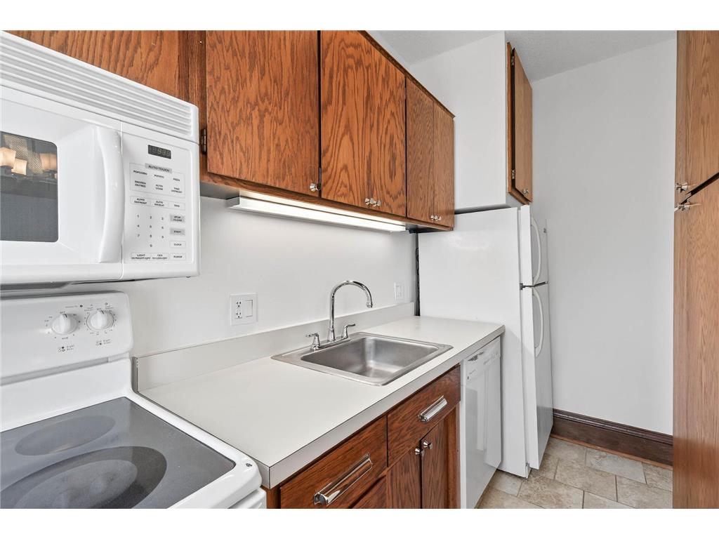 391 Laurel Avenue #304 Saint Paul MN 55102 7045135 image26