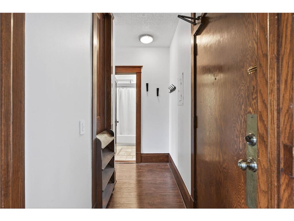 391 Laurel Avenue #304 Saint Paul MN 55102 7045135 image6