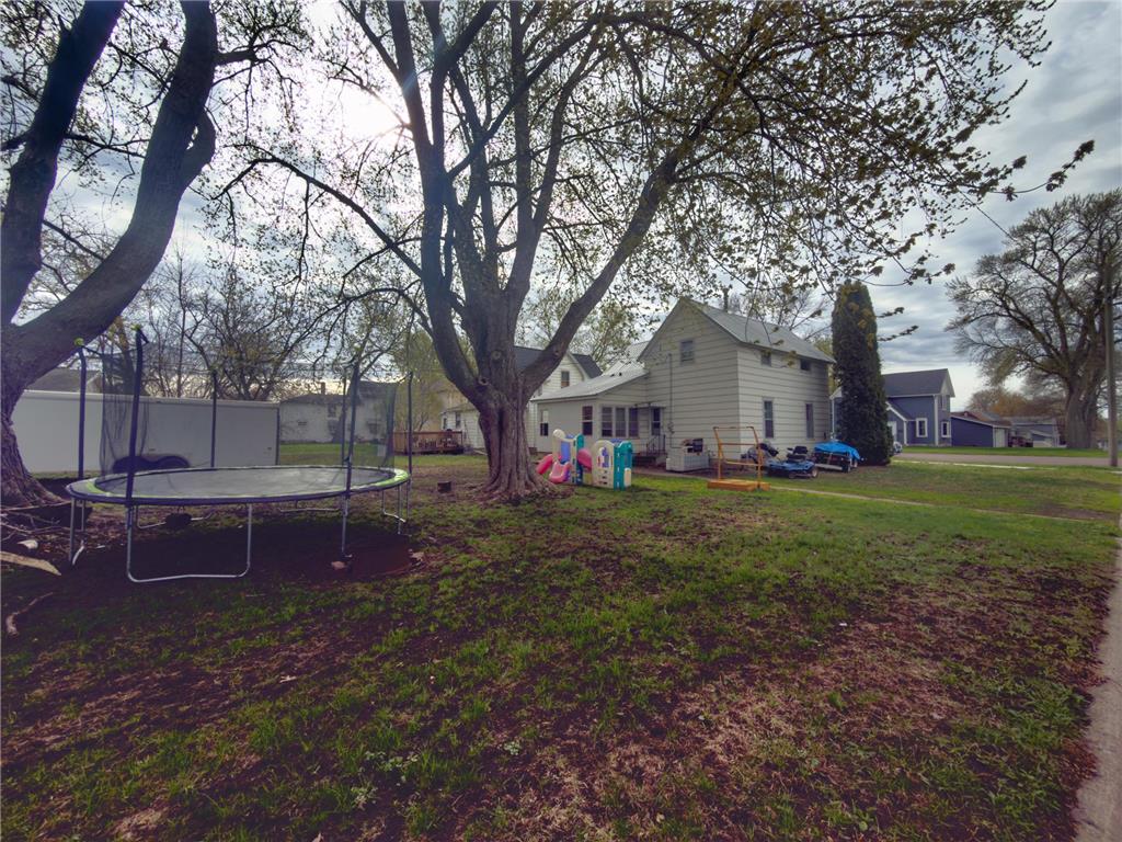 391 W Franklin Street Wells MN 56097 7060833 image2