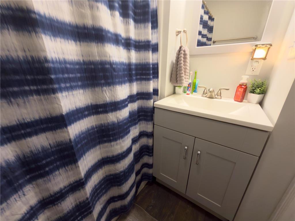391 W Franklin Street Wells MN 56097 7060833 image8