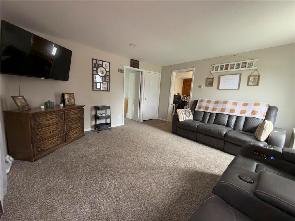 391 W Franklin Street Wells MN 56097 7060833 image9