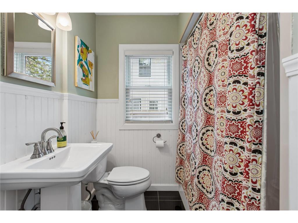 3910 Randall Avenue Saint Louis Park MN 55416 7078420 image20