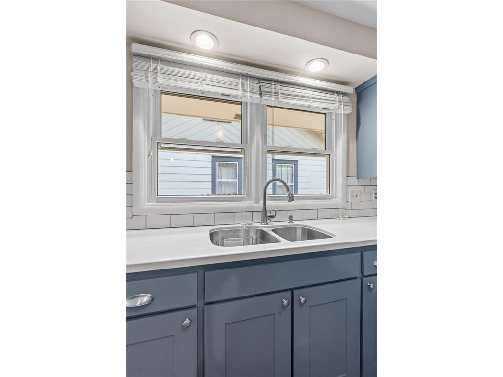 3911 Upton Avenue N Minneapolis MN 55412 7049400 image20