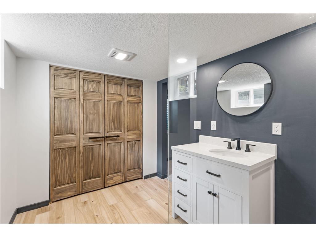 3911 Upton Avenue N Minneapolis MN 55412 7049400 image39