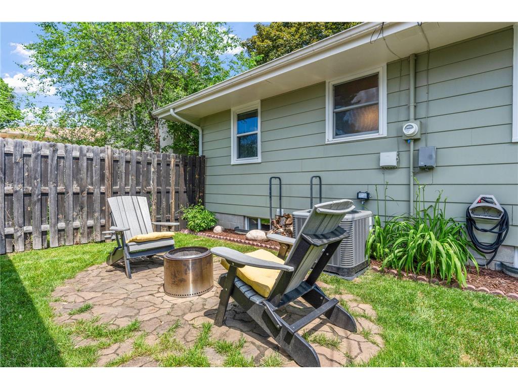 3911 Upton Avenue N Minneapolis MN 55412 7049400 image49