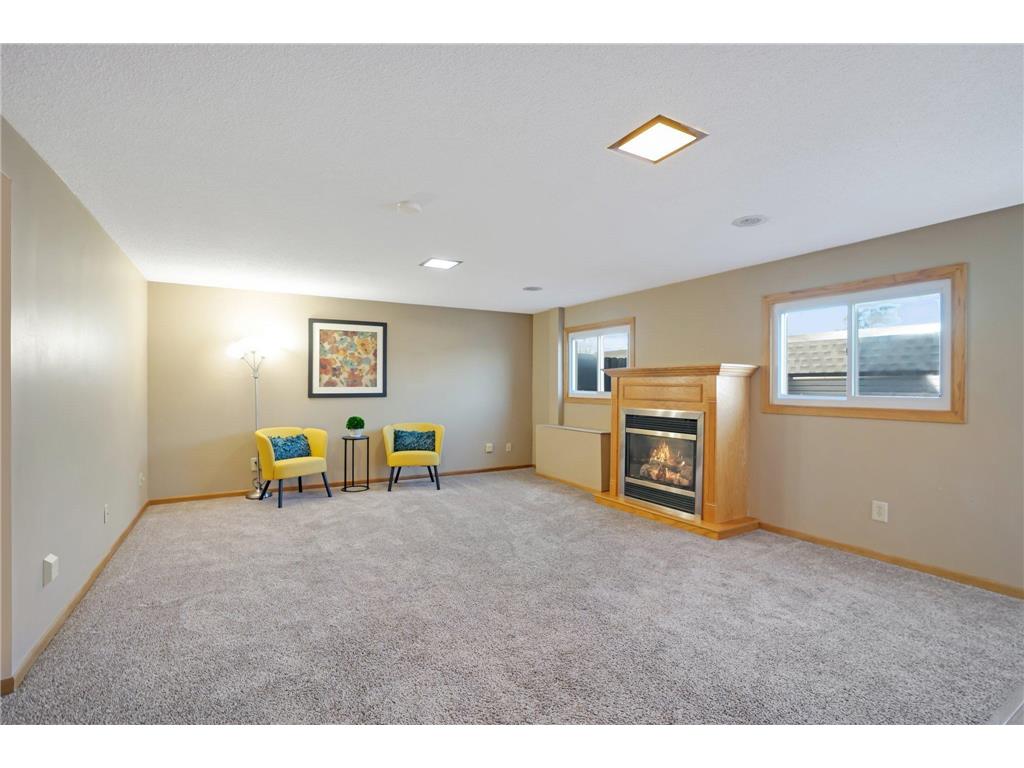 3912 76th Way E Inver Grove Heights MN 55076 6692653 image1