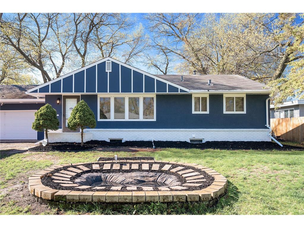 3913 Burquest Lane Brooklyn Center MN 55429 6531038 image1