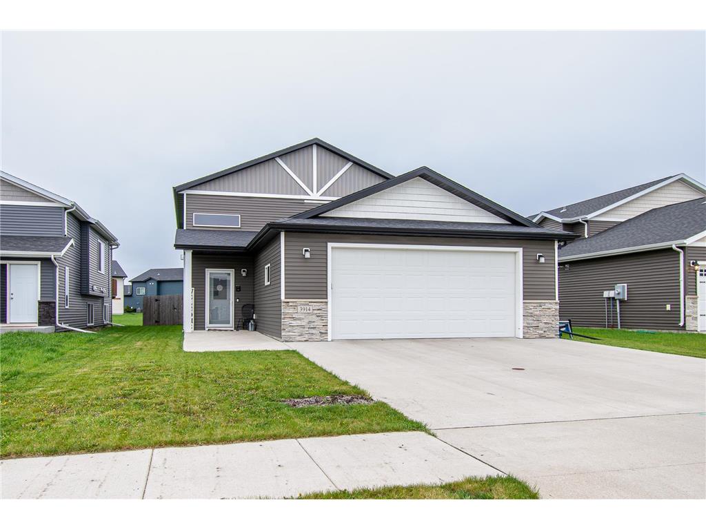 3914 31st Street S Moorhead MN 56560 7077849 image1