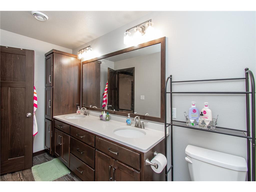 3914 31st Street S Moorhead MN 56560 7077849 image34