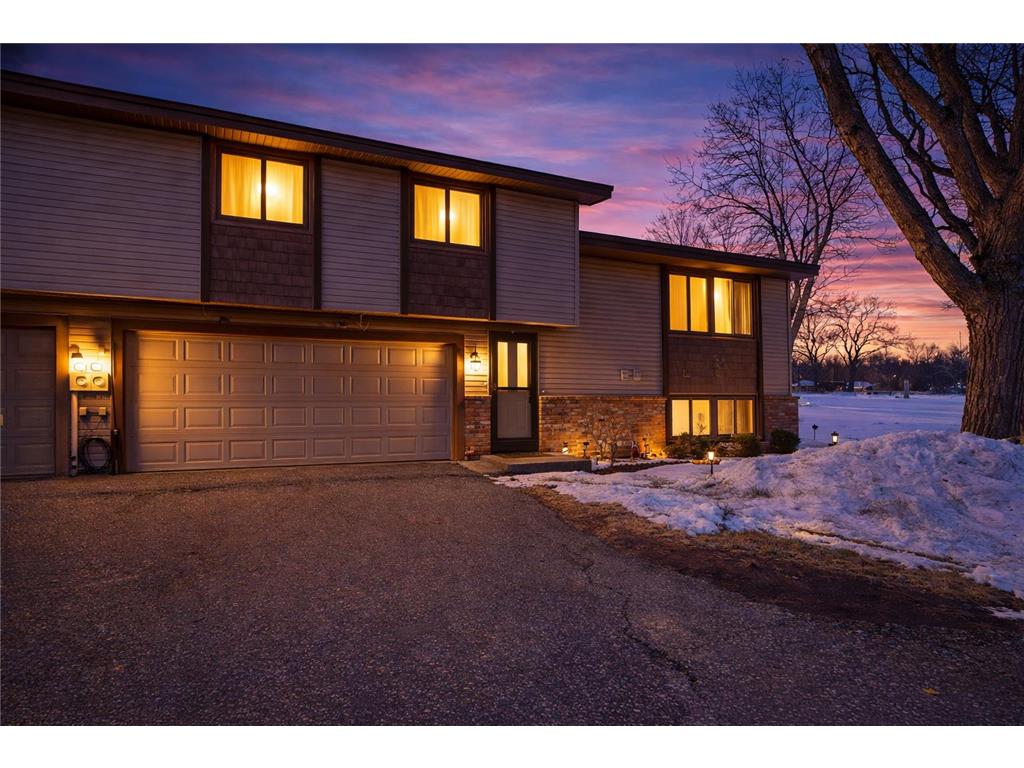 3914 Brookdale Circle N Brooklyn Park MN 55443 7039932 image1