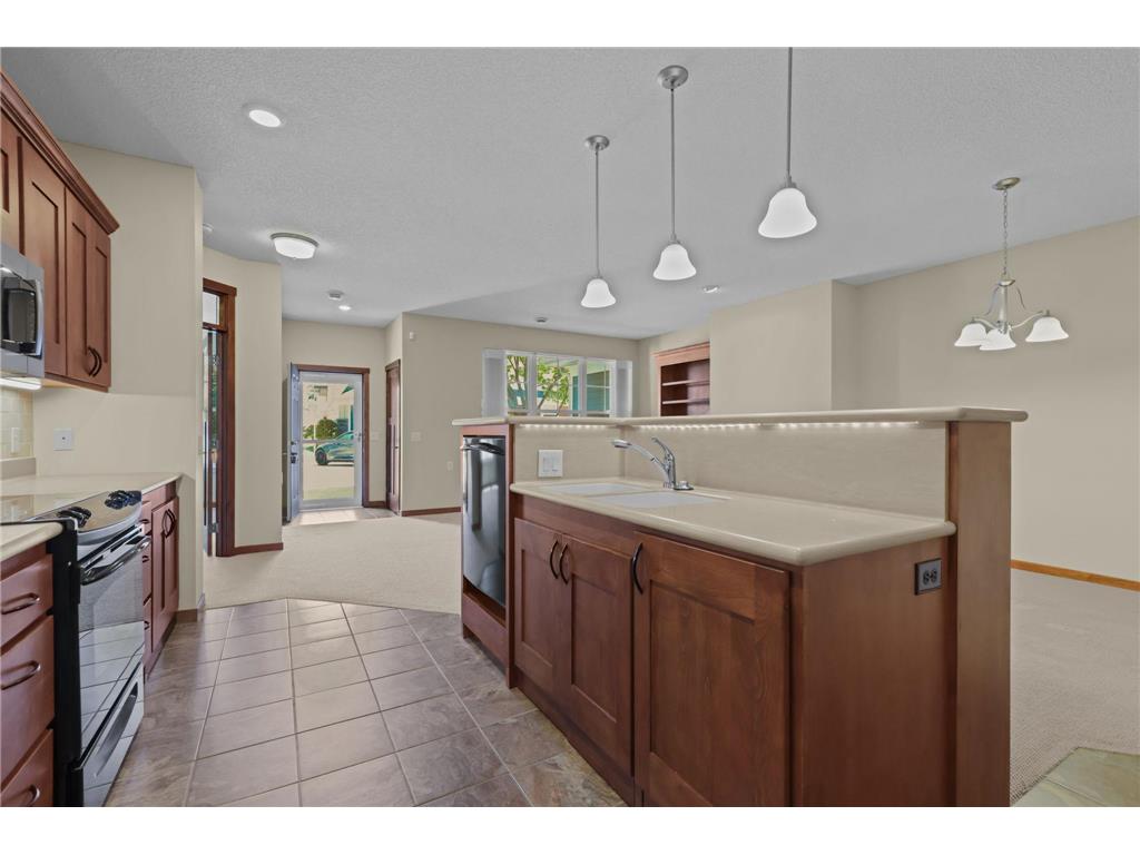 3914 Roosevelt Street NE Saint Anthony MN 55421 7074933 image8