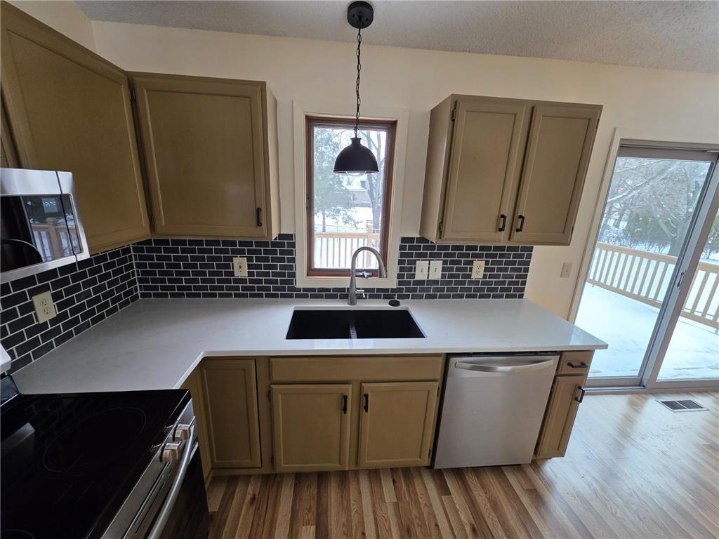 3914 Westbury Trail Eagan MN 55123 7075534 image10
