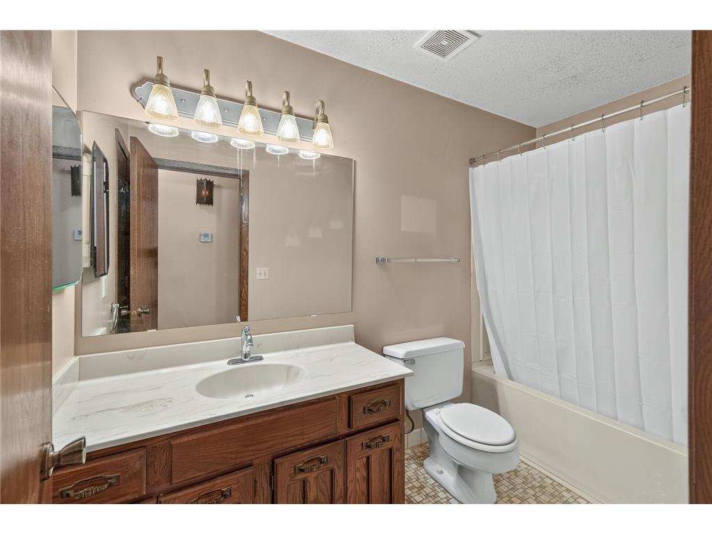 3915 Gershwin Avenue N Oakdale MN 55128 7109032 image14