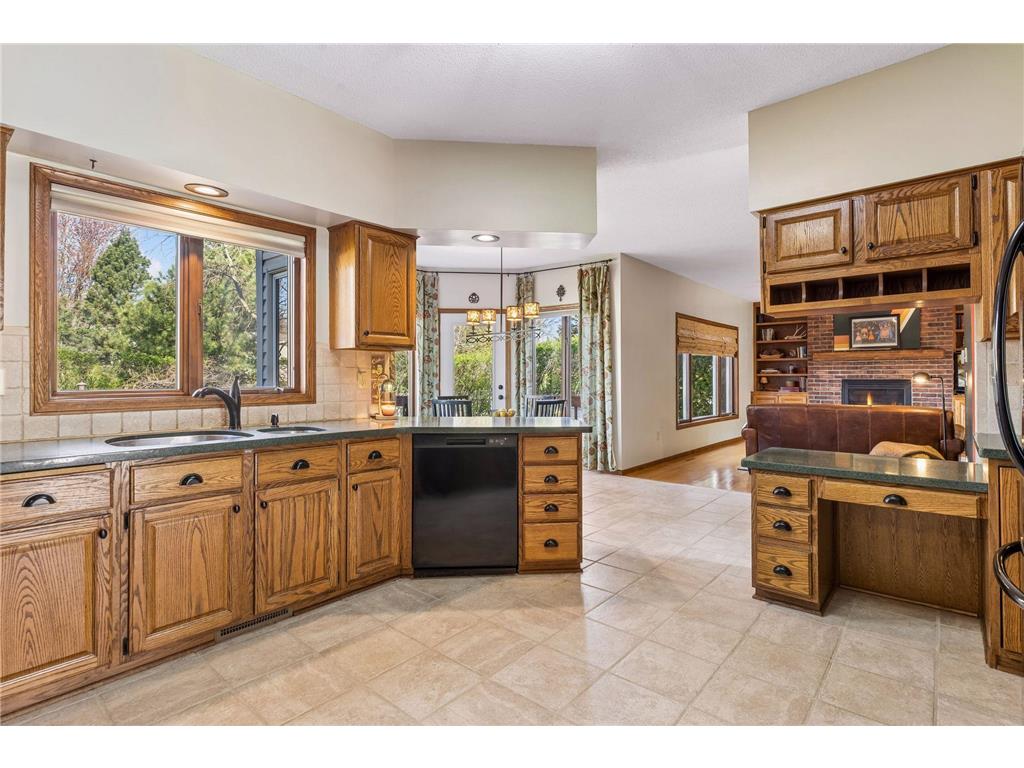 3915 Urbandale Lane N Plymouth MN 55446 7073499 image16