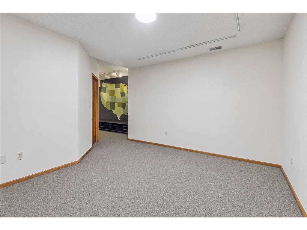 3915 Urbandale Lane N Plymouth MN 55446 7073499 image32