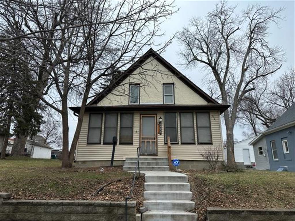 3915 Van Buren Street NE Columbia Heights MN 55421 6475866 image1