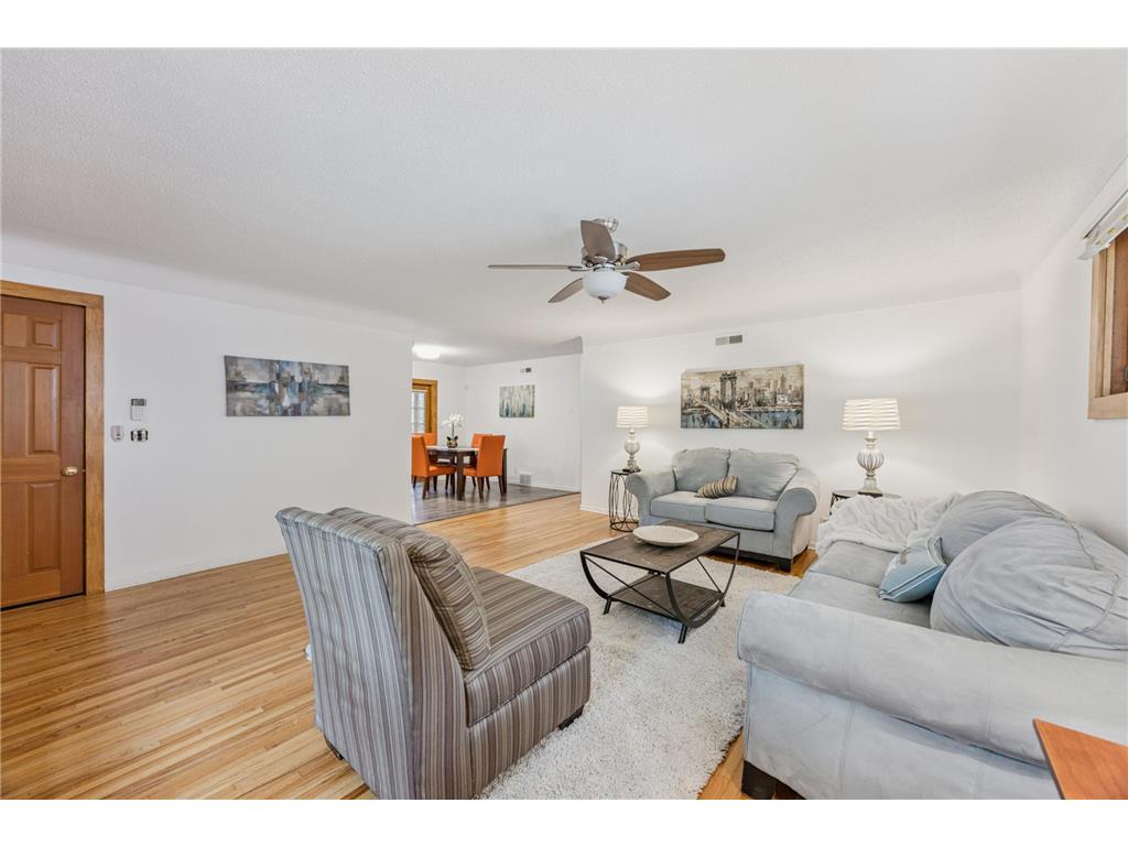 3916 Thomas Avenue S Minneapolis MN 55410 6820996 image23