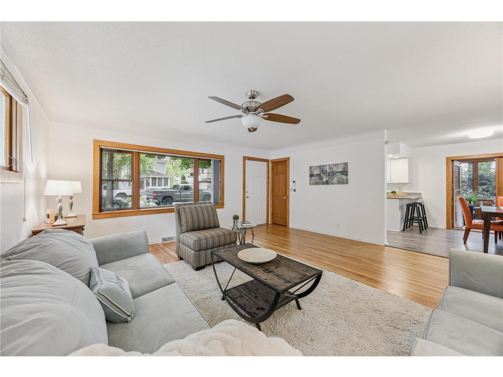 3916 Thomas Avenue S Minneapolis MN 55410 6820996 image24