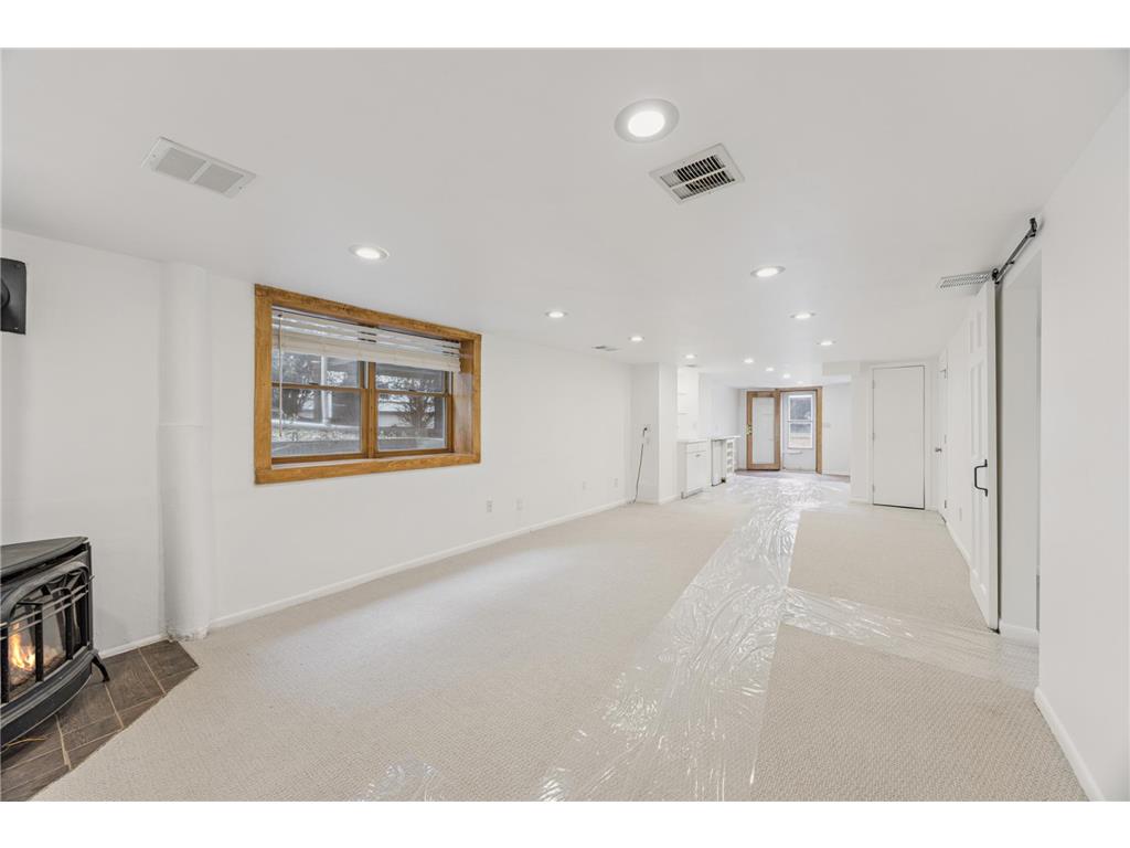 3916 Thomas Avenue S Minneapolis MN 55410 6820996 image8