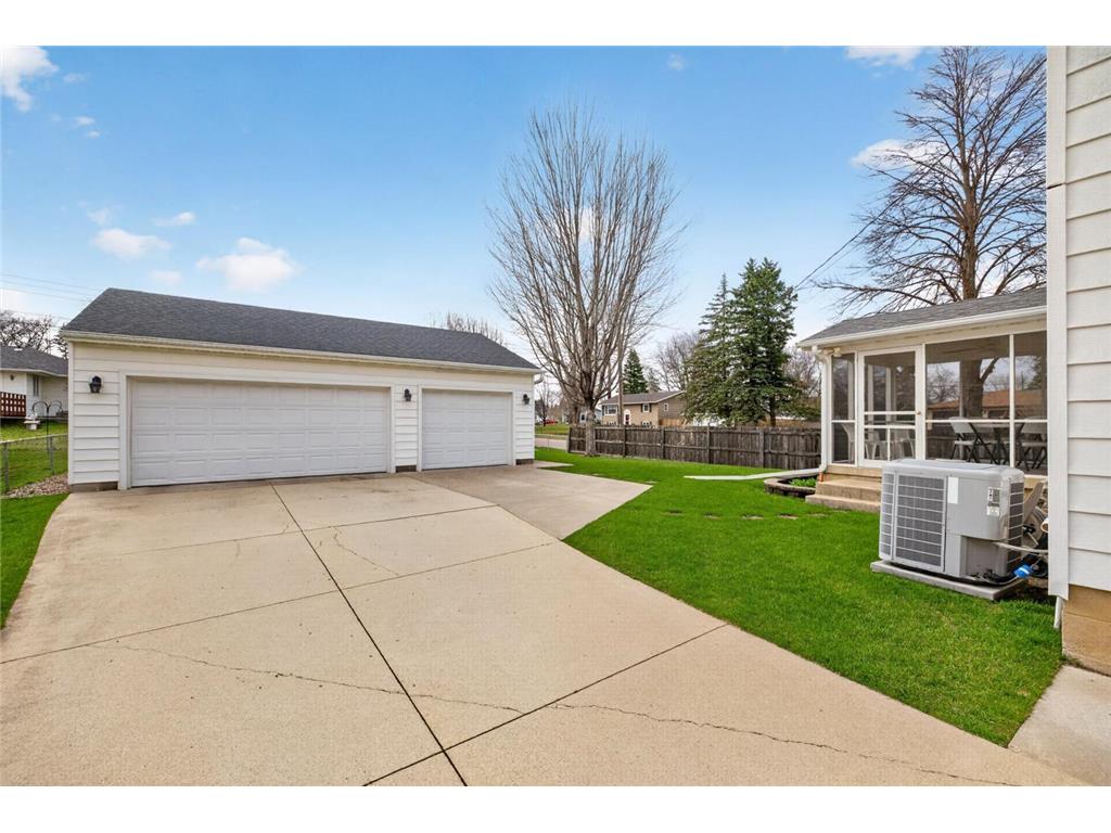 3917 16th Avenue NW Rochester MN 55901 7034392 image2
