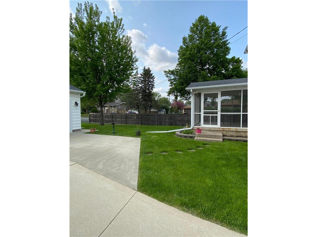3917 16th Avenue NW Rochester MN 55901 7034392 image42