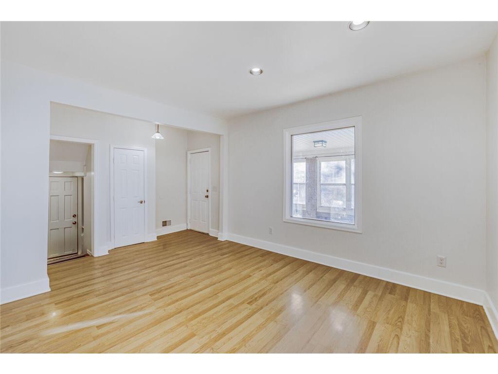 3917 Garfield Avenue Minneapolis MN 55409 7029062 image20