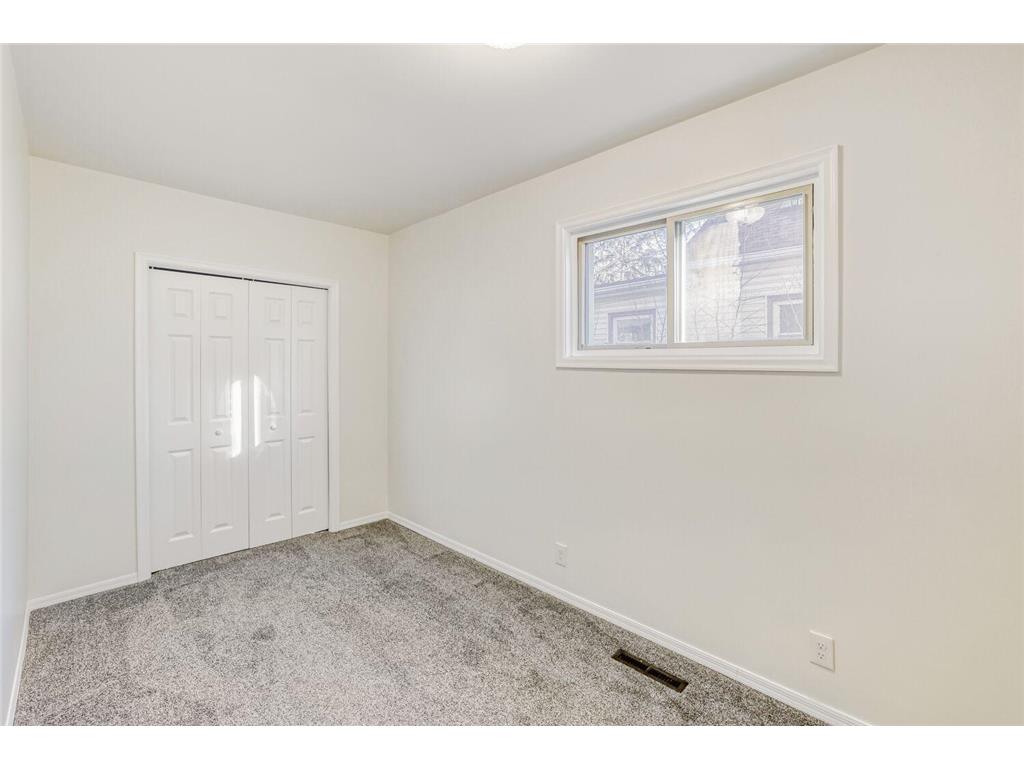 3917 Garfield Avenue Minneapolis MN 55409 7029062 image21