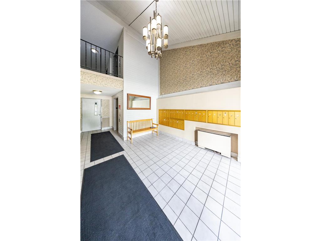 3917 Heritage Hills Drive #102 Bloomington MN 55437 7094605 image20