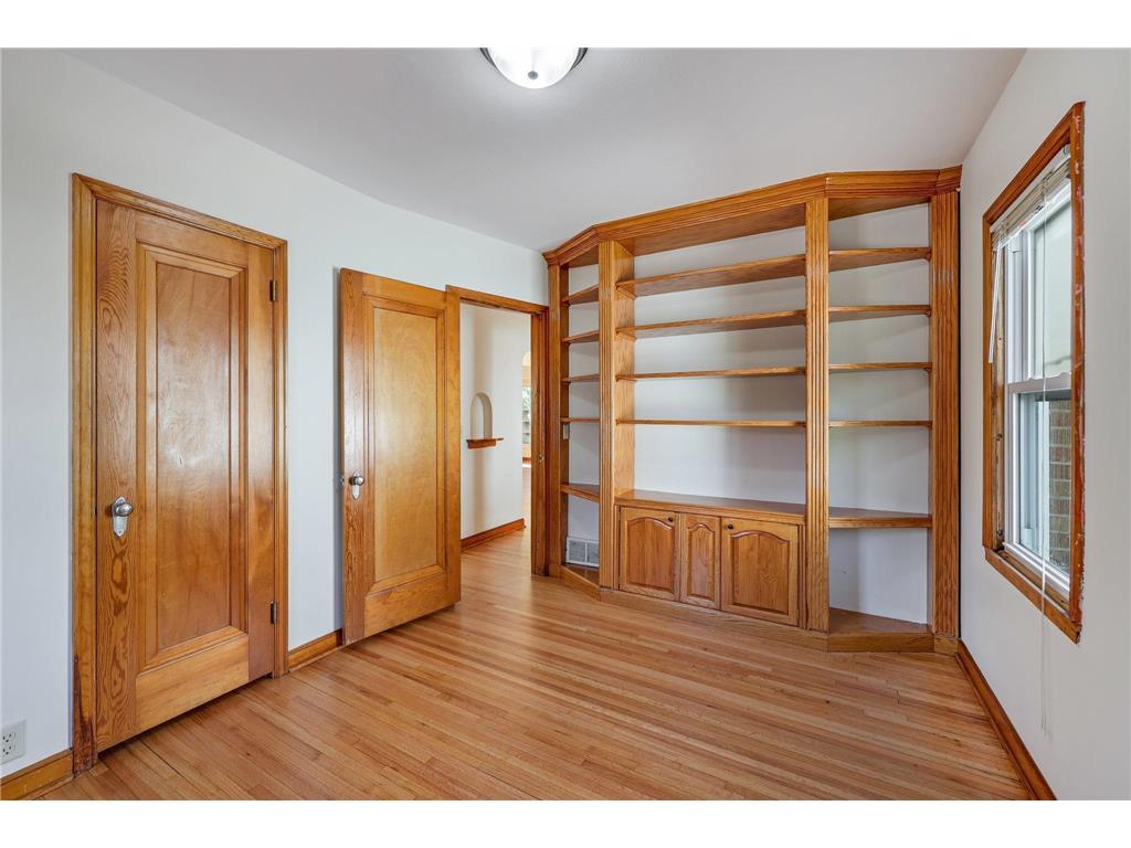 3918 Washburn Avenue N Minneapolis MN 55412 6817799 image11