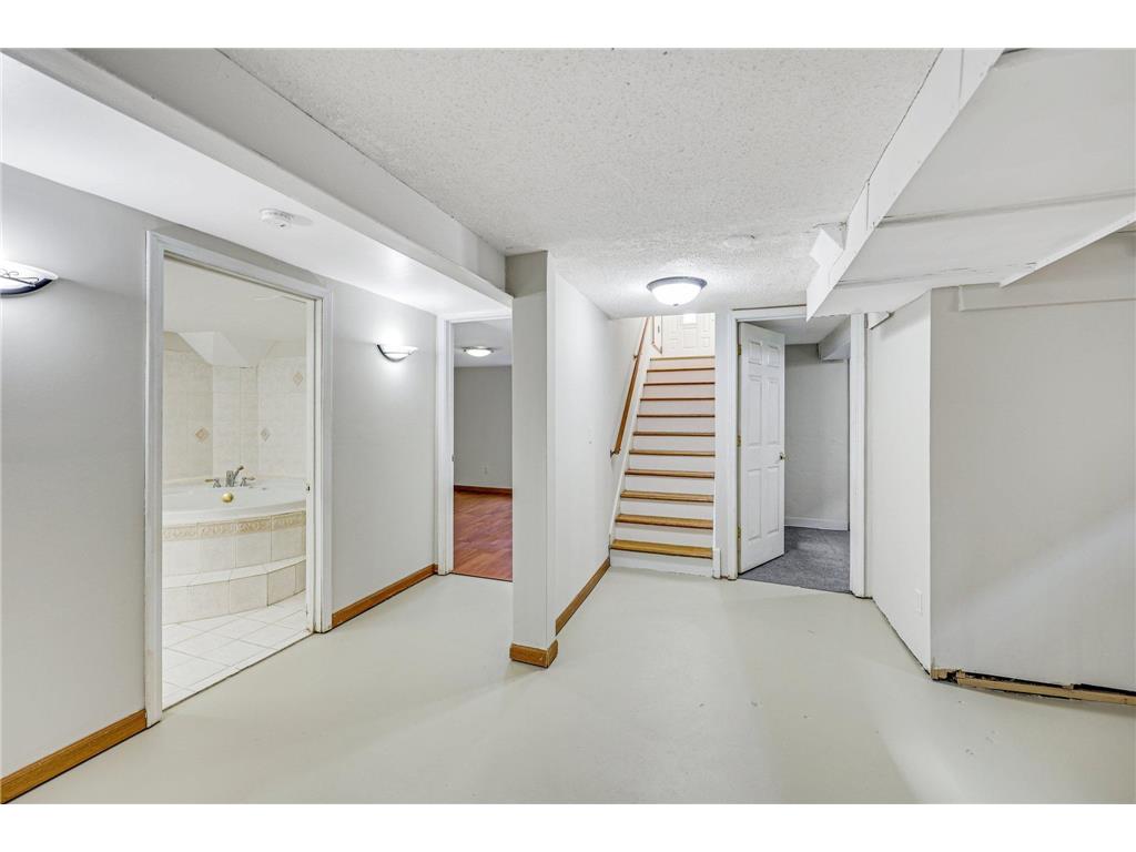 3918 Washburn Avenue N Minneapolis MN 55412 6817799 image23