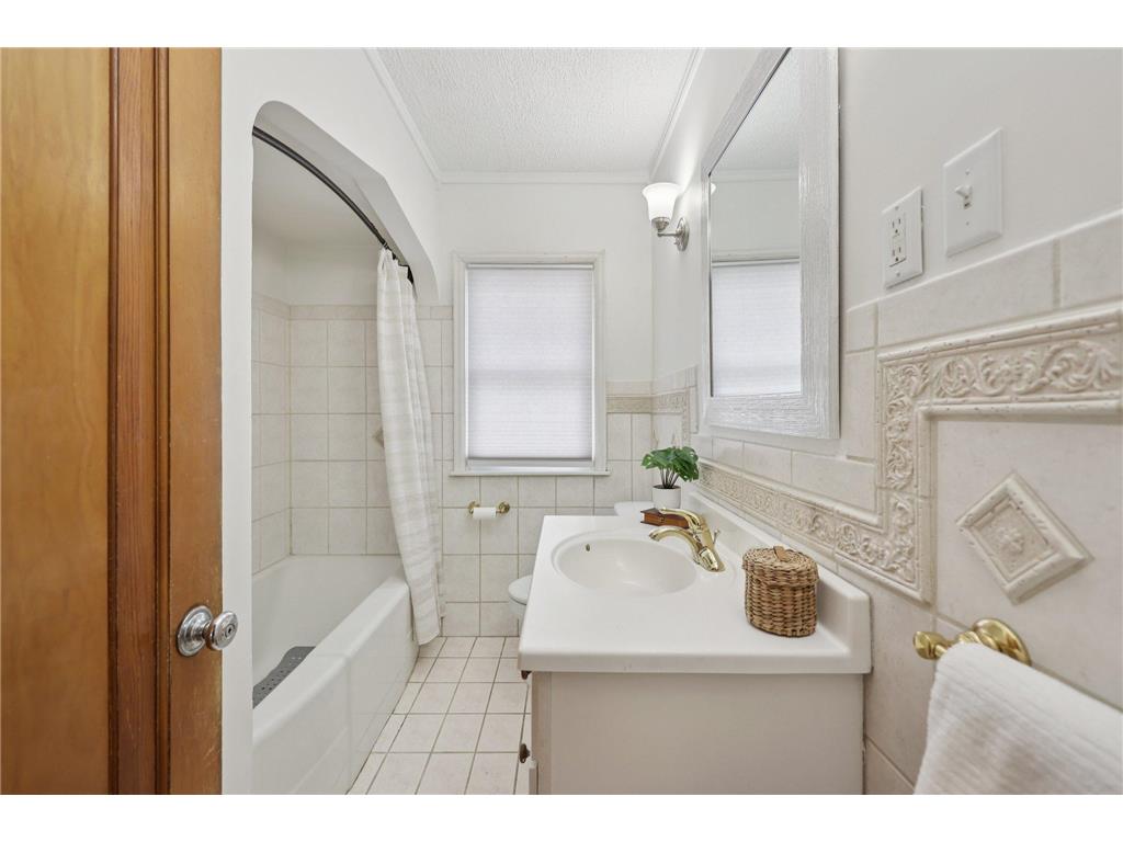 3918 Washburn Avenue N Minneapolis MN 55412 7045610 image16