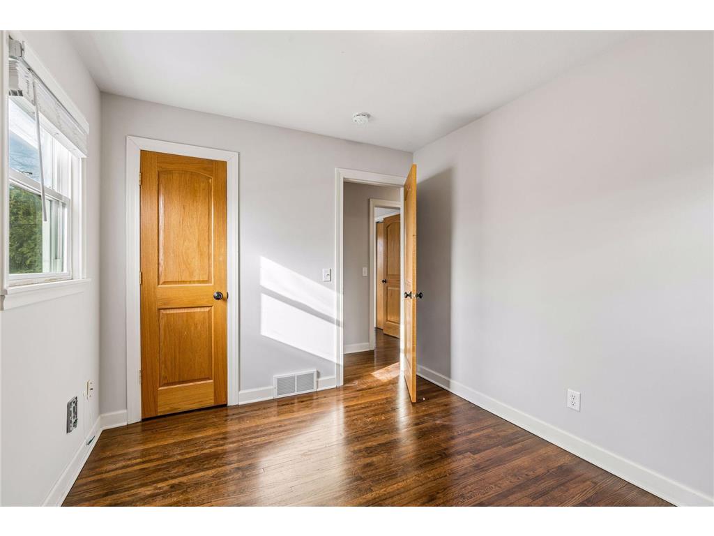 3919 Tyler Street NE Columbia Heights MN 55421 7051581 image8