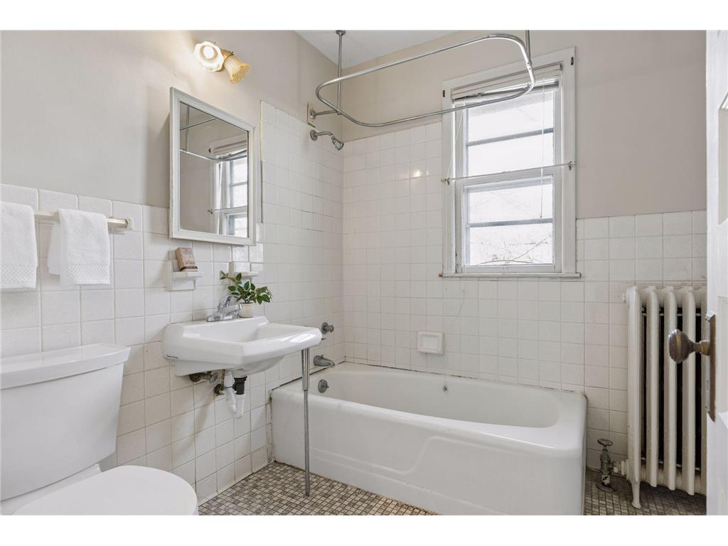 3920 Aldrich Avenue S Minneapolis MN 55409 7090547 image35