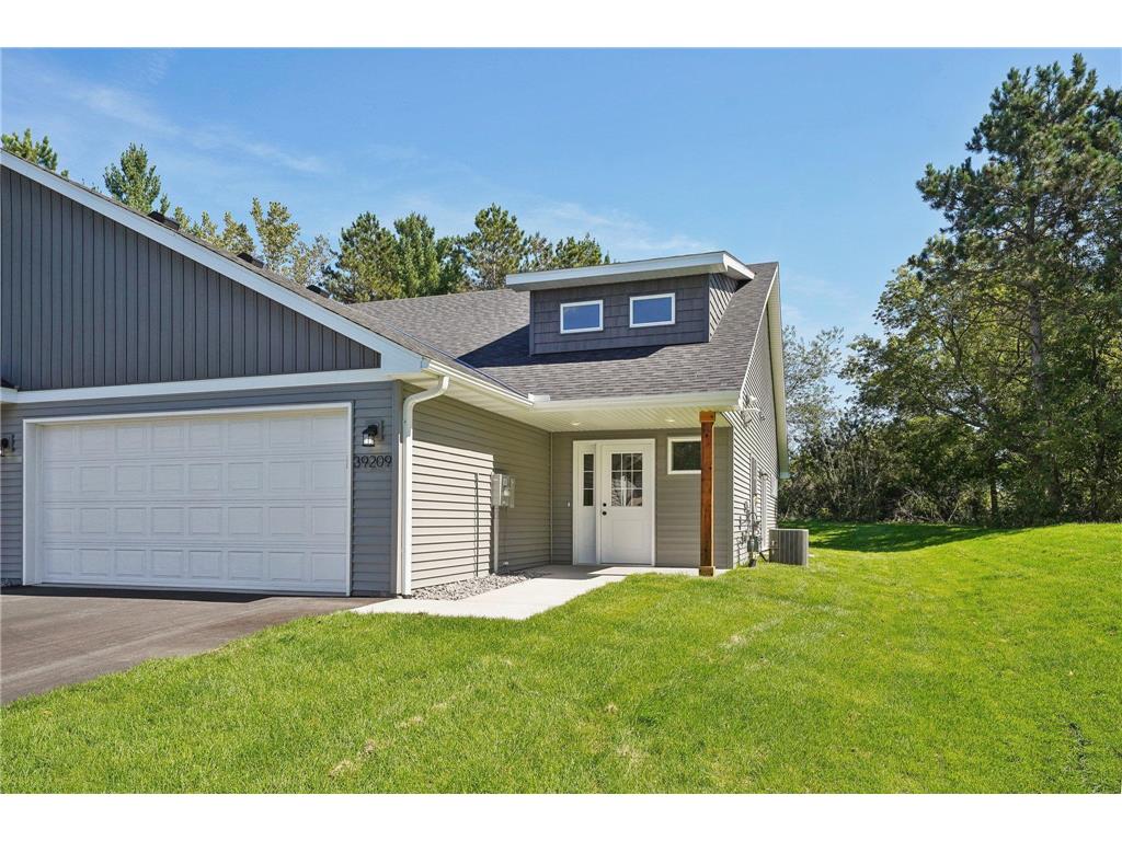 39209 Grand Avenue North Branch MN 55056 6770985 image1