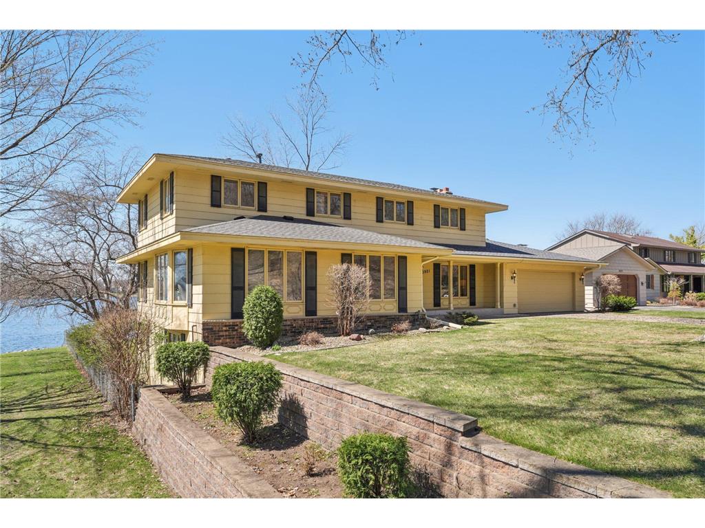 3921 Crystal Lake Boulevard Robbinsdale MN 55422 - Crystal 7035675 image2