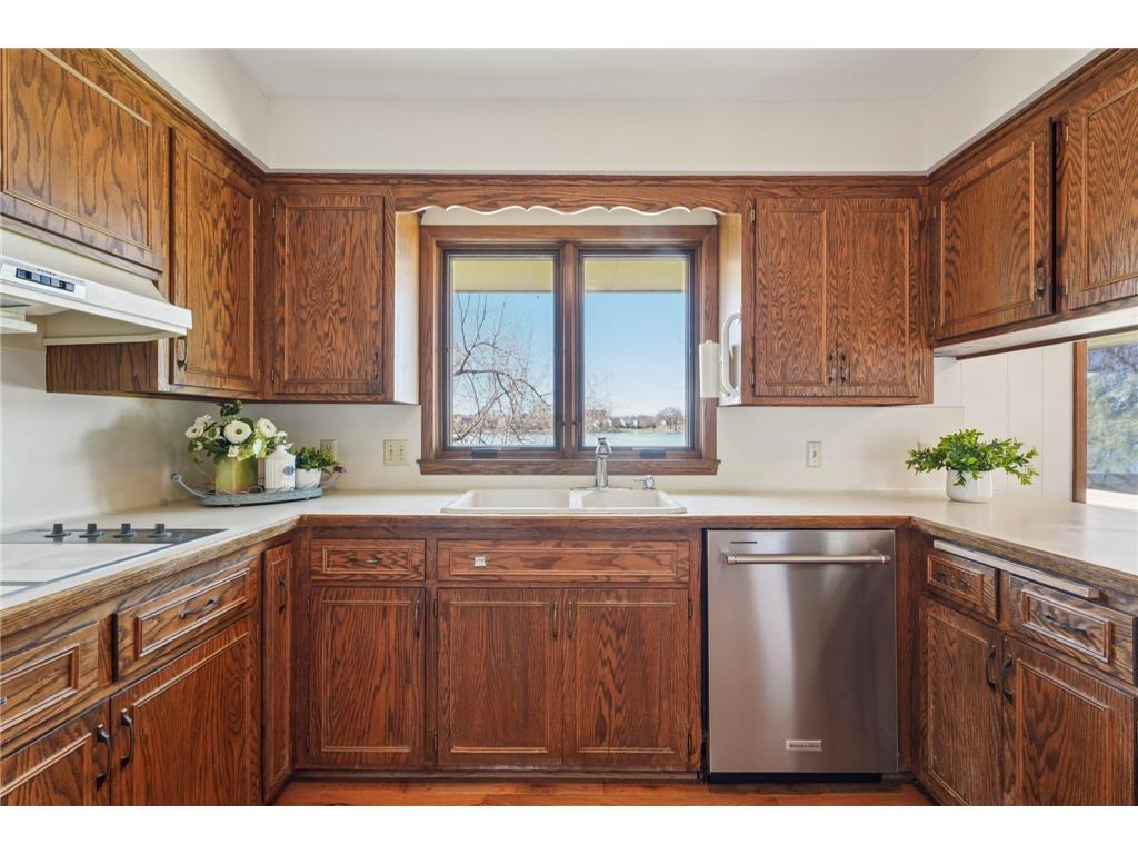 3921 Crystal Lake Boulevard Robbinsdale MN 55422 - Crystal 7035675 image25