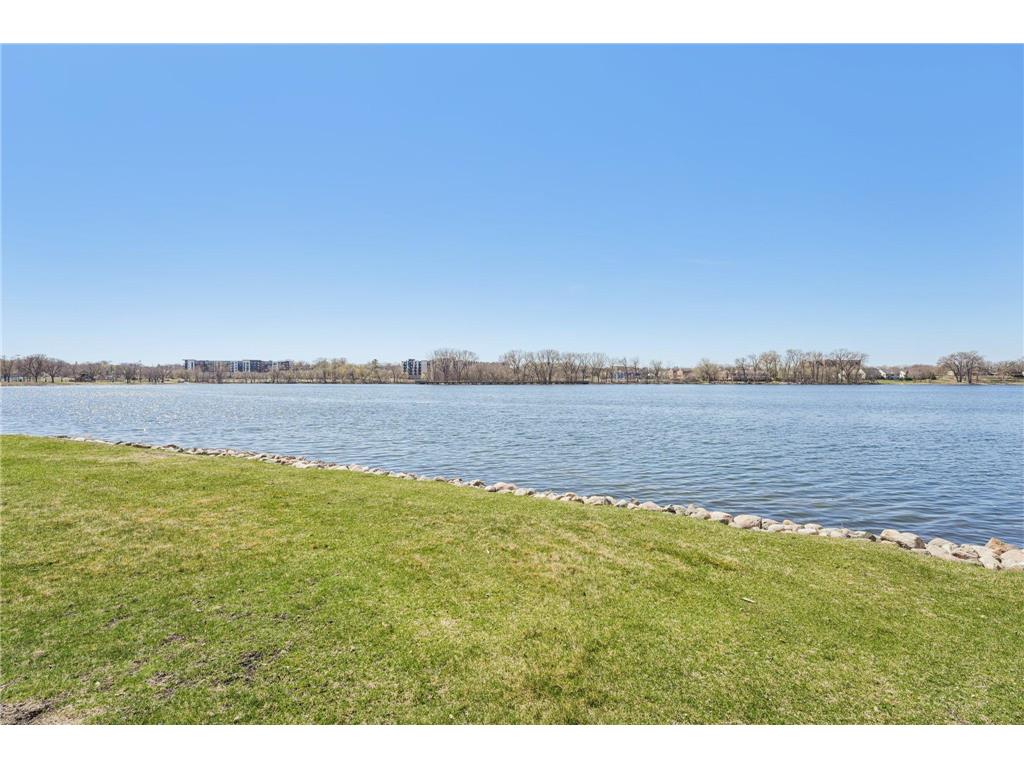 3921 Crystal Lake Boulevard Robbinsdale MN 55422 - Crystal 7035675 image4