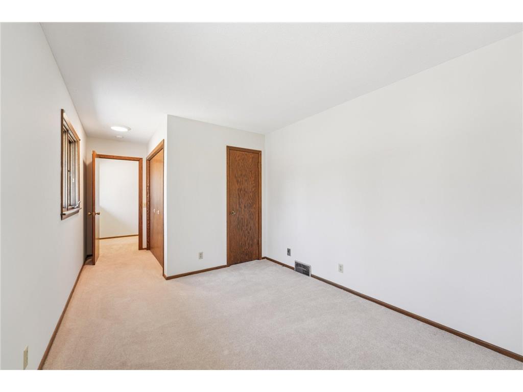 3921 Crystal Lake Boulevard Robbinsdale MN 55422 - Crystal 7035675 image41