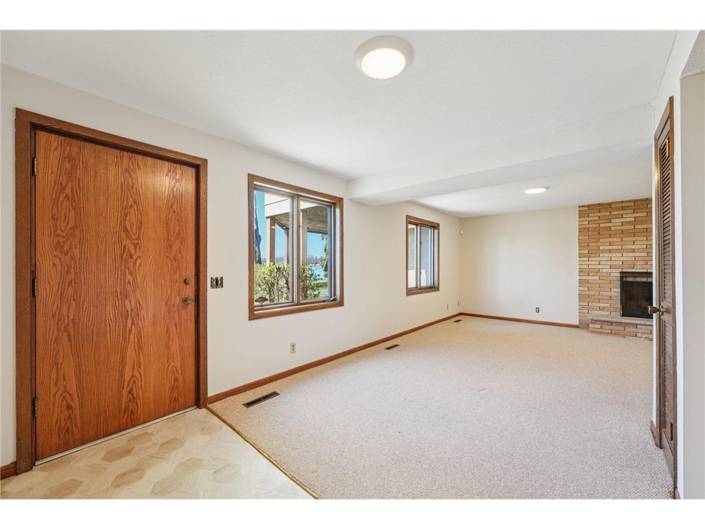 3921 Crystal Lake Boulevard Robbinsdale MN 55422 - Crystal 7035675 image46