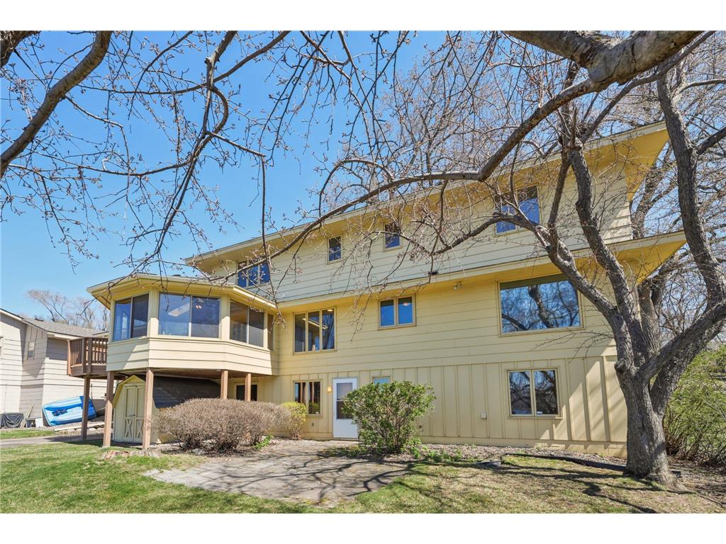 3921 Crystal Lake Boulevard Robbinsdale MN 55422 - Crystal 7035675 image56