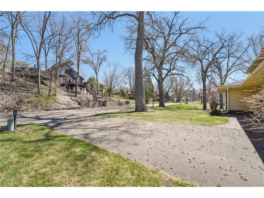 3921 Crystal Lake Boulevard Robbinsdale MN 55422 - Crystal 7035675 image60