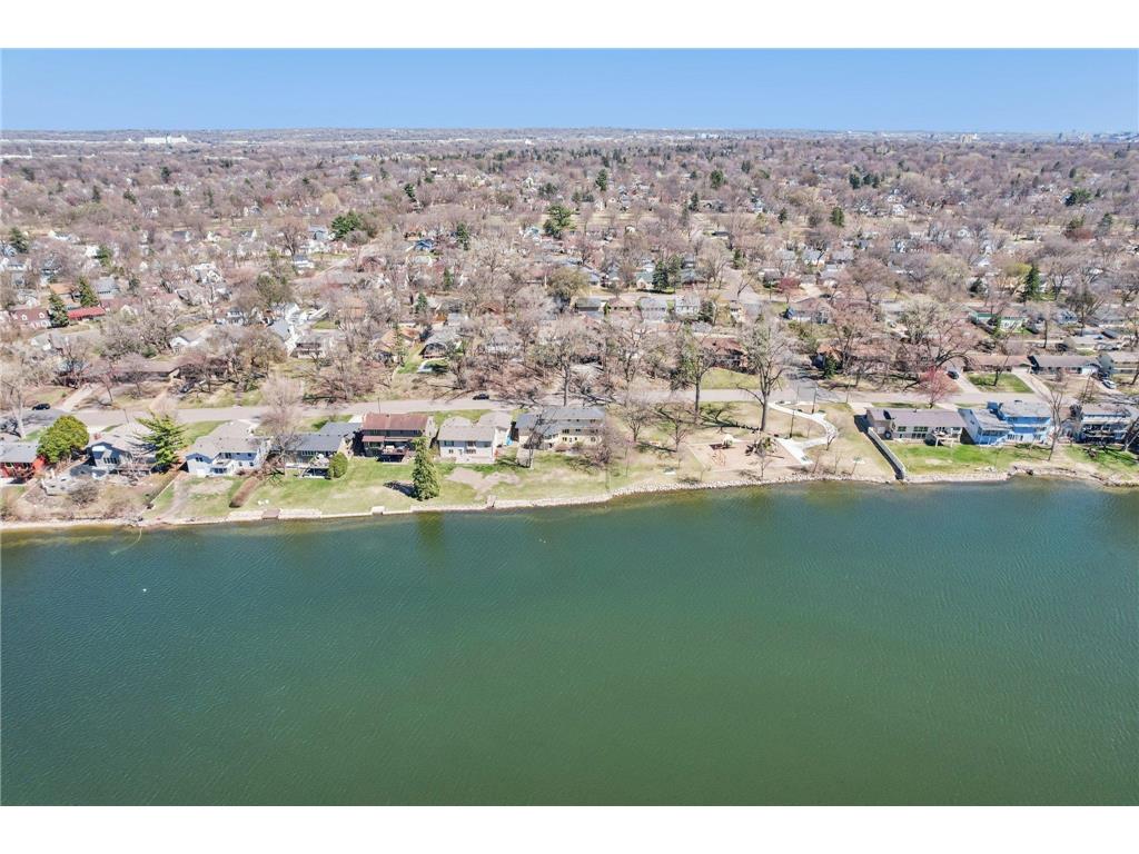 3921 Crystal Lake Boulevard Robbinsdale MN 55422 - Crystal 7035675 image75