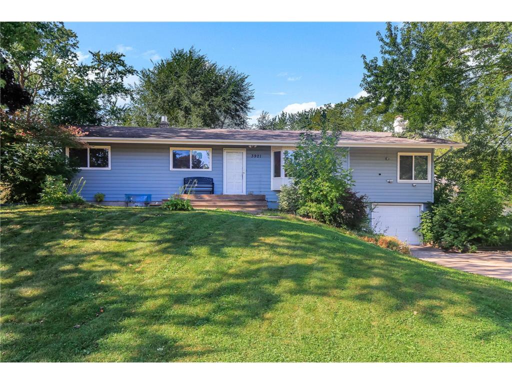 3921 Effress Road White Bear Twp MN 55110 6698601 image1