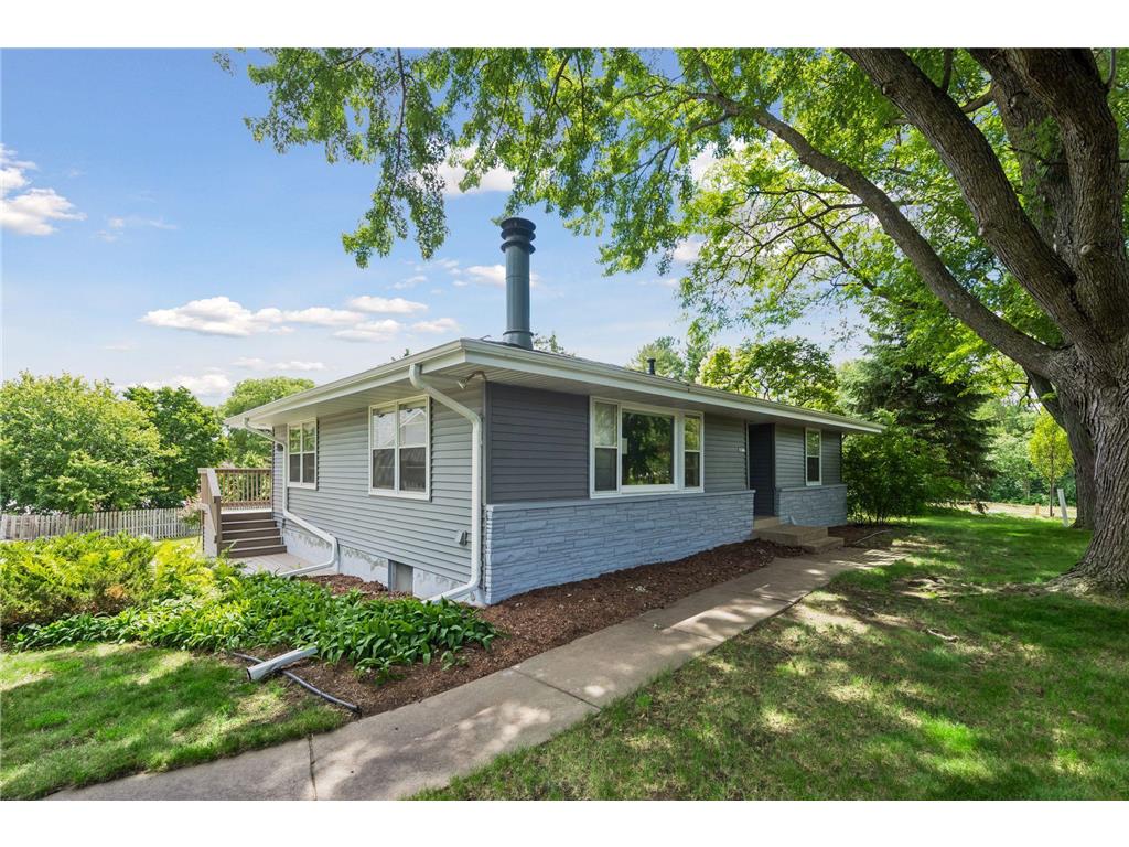 3921 Minnewashta Court Chanhassen MN 55331 - Minnewashta 7099815 image2