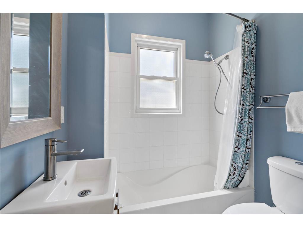 3922 Van Buren Street NE Columbia Heights MN 55421 7070431 image18